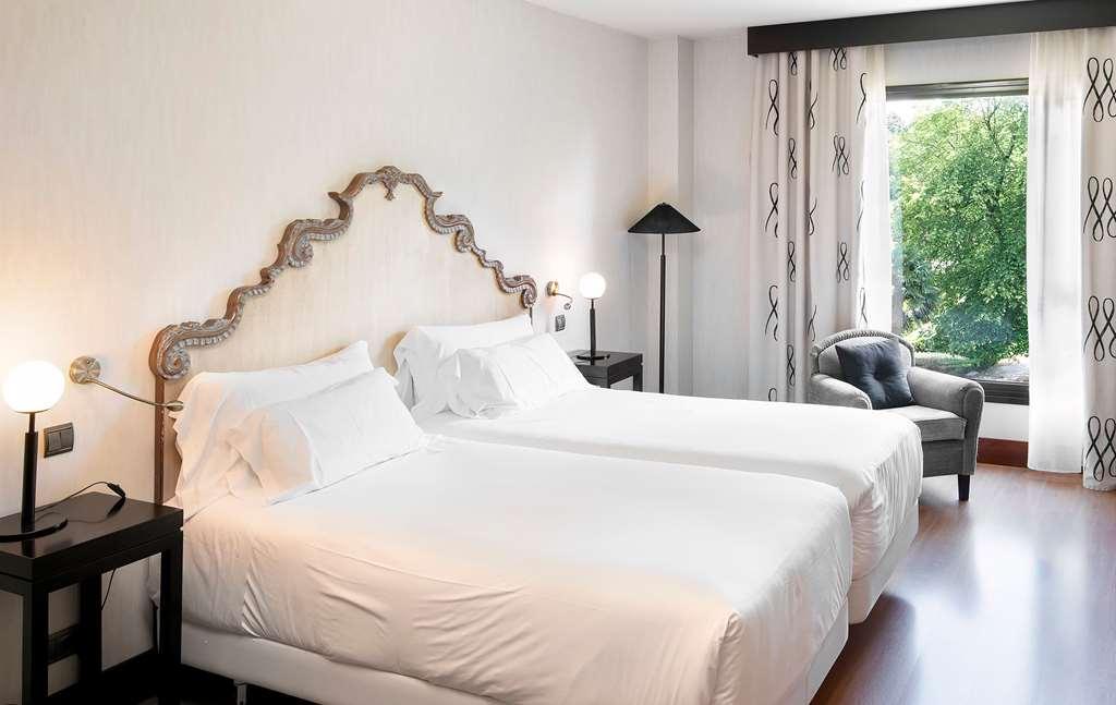 Palacio De Aviles Affiliated By Melia Camera foto